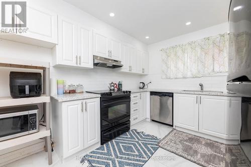 20 - 366 Driftwood Avenue, Toronto, ON - Indoor Photo Showing Kitchen With Stainless Steel Kitchen