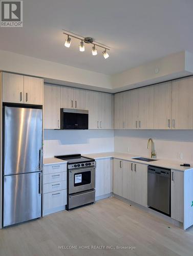 1108 - 8010 Derry Road, Milton, ON - Indoor Photo Showing Kitchen