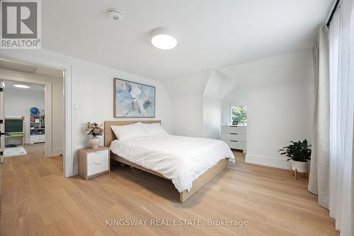 22 Cliffcrest Drive, Toronto, ON - Indoor Photo Showing Bedroom