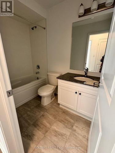 1703 Dance Court, Milton, ON - Indoor Photo Showing Bathroom