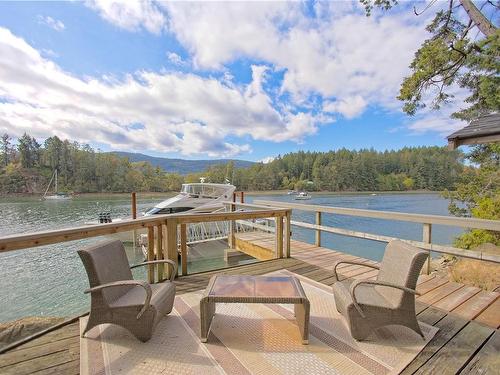 367 Long Harbour Rd, Salt Spring, BC 