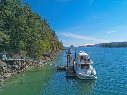 367 Long Harbour Rd, Salt Spring, BC 