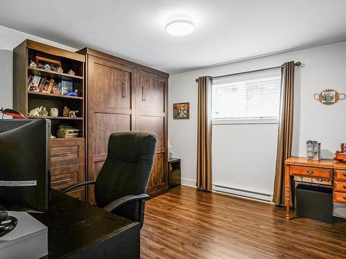 Bedroom - 472 Ch. Du Lac-Millette, Saint-Sauveur, QC - Indoor Photo Showing Office