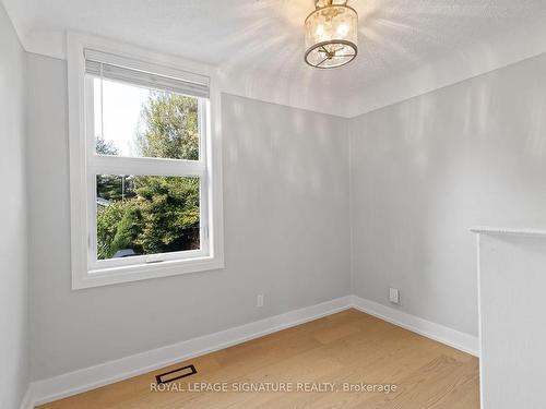 58 Woodbridge Rd, Hamilton, ON - Indoor Photo Showing Other Room