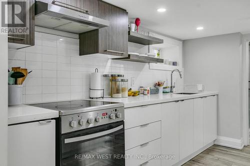 308 St Clarens Avenue, Toronto, ON - Indoor Photo Showing Kitchen