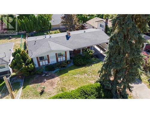 7 Caramillo Road, Kelowna, BC - Outdoor