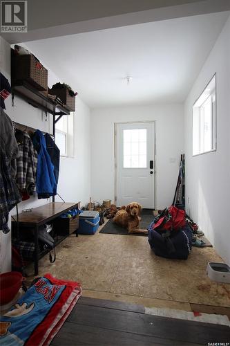 711 4Th Street E, Shaunavon, SK - Indoor Photo Showing Other Room