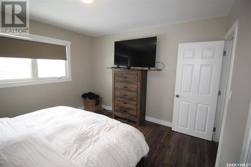 711 4Th Street E, Shaunavon, SK - Indoor Photo Showing Bedroom