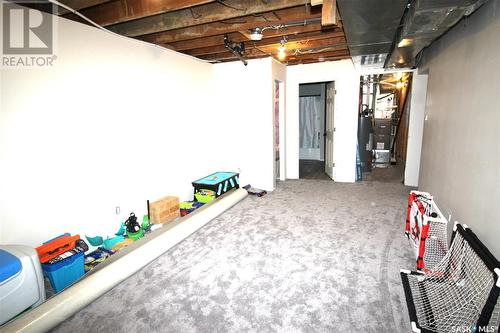 711 4Th Street E, Shaunavon, SK - Indoor Photo Showing Basement