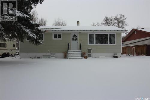 711 4Th Street E, Shaunavon, SK - Outdoor