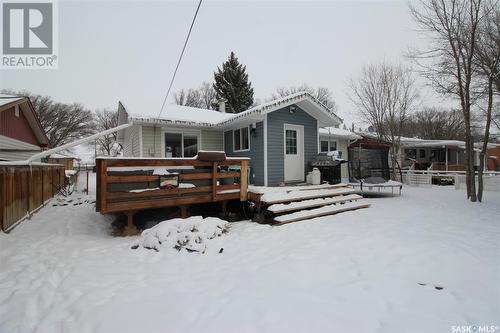 711 4Th Street E, Shaunavon, SK - Outdoor With Deck Patio Veranda