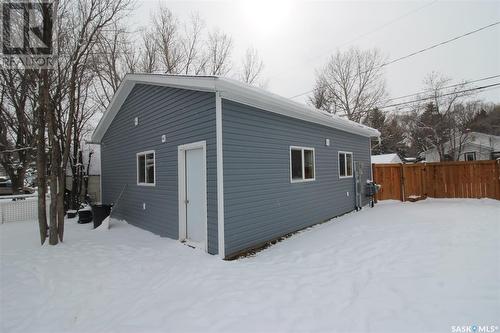 711 4Th Street E, Shaunavon, SK - Outdoor With Exterior