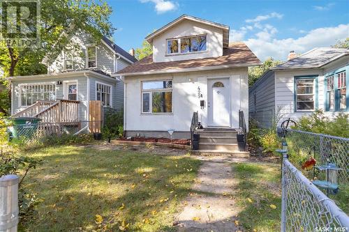 429 H Avenue S, Saskatoon, SK - Outdoor With Facade