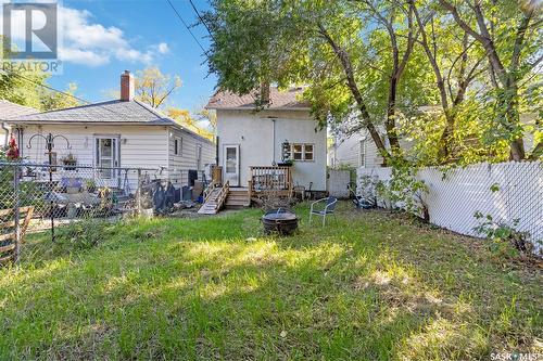 429 H Avenue S, Saskatoon, SK - Outdoor With Deck Patio Veranda