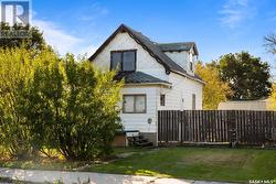 1722 McIntosh STREET  Regina, SK S4T 5C5