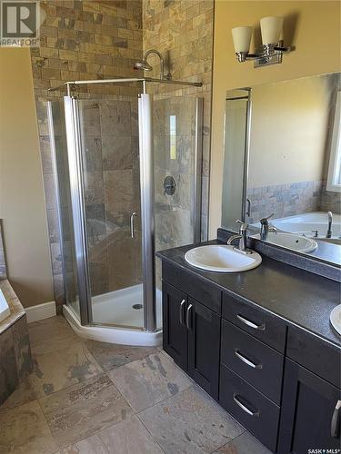 Graham Acreage, Riverside Rm No. 168, SK - Indoor Photo Showing Bathroom