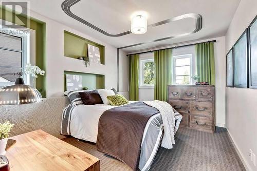 111 Mahogany Bay Se, Calgary, AB - Indoor Photo Showing Bedroom