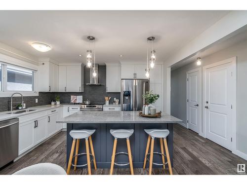 10213 75 St Nw, Edmonton, AB - Indoor Photo Showing Kitchen With Stainless Steel Kitchen With Upgraded Kitchen