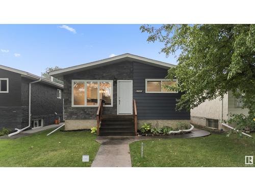 10213 75 St Nw, Edmonton, AB - Outdoor