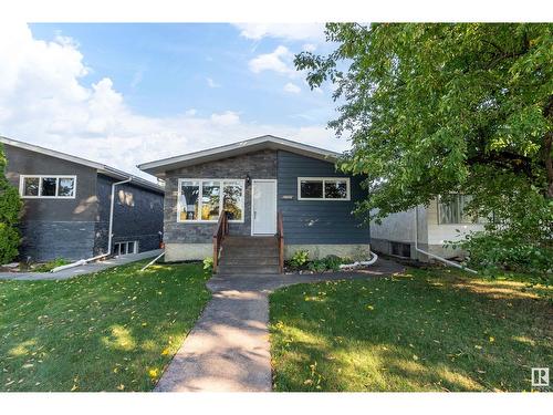 10213 75 St Nw, Edmonton, AB - Outdoor