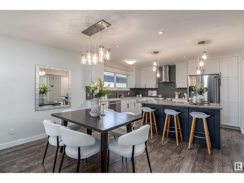 10213 75 St Nw, Edmonton, AB - Indoor Photo Showing Dining Room