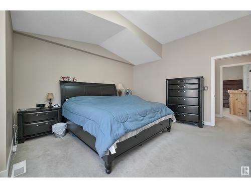 #8 13825 155 Av Nw, Edmonton, AB - Indoor Photo Showing Bedroom