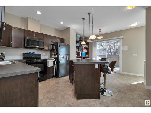 #8 13825 155 Av Nw, Edmonton, AB - Indoor Photo Showing Kitchen