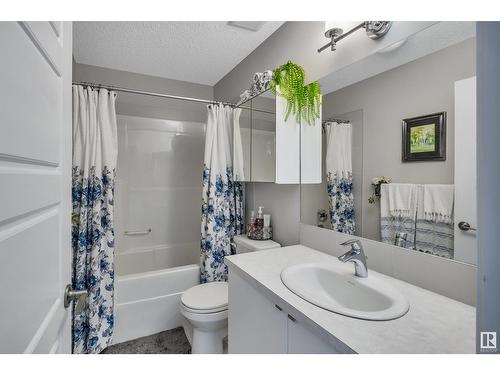 #36 3710 Allan Dr Sw, Edmonton, AB - Indoor Photo Showing Bathroom