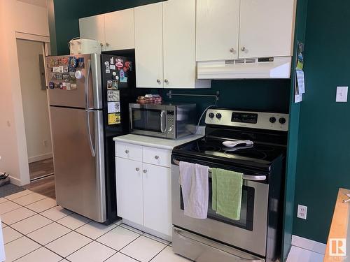 #302 14530 52 St Nw Nw, Edmonton, AB - Indoor Photo Showing Kitchen With Stainless Steel Kitchen