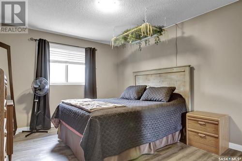 874 Seymour Crescent N, Regina, SK - Indoor Photo Showing Bedroom