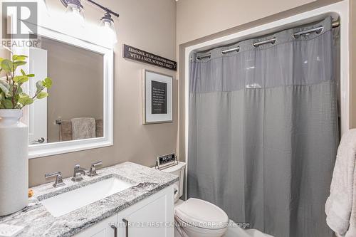 15 Tattersall Lane, Lambton Shores (Grand Bend), ON - Indoor Photo Showing Bathroom