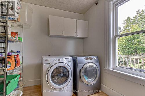 31395 Talbot Line, Dutton/Dunwich (Iona), ON - Indoor Photo Showing Laundry Room