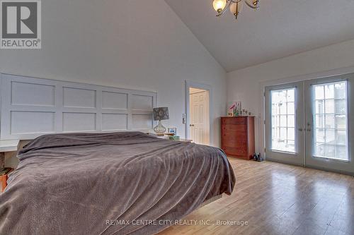 31395 Talbot Line, Dutton/Dunwich (Iona), ON - Indoor Photo Showing Bedroom