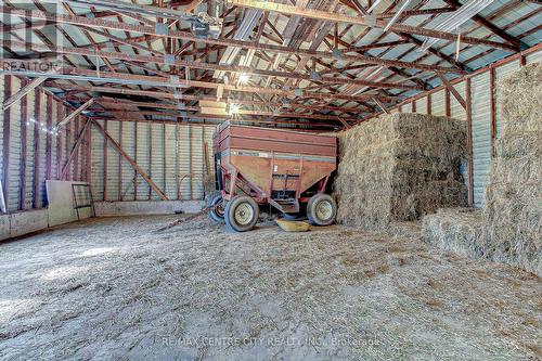 31395 Talbot Line, Dutton/Dunwich (Iona), ON - Indoor Photo Showing Garage