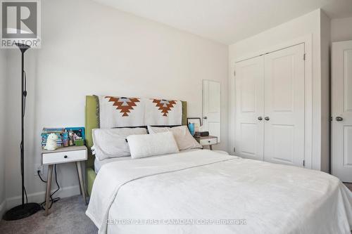 18 - 2491 Tokala Trail, London, ON - Indoor Photo Showing Bedroom