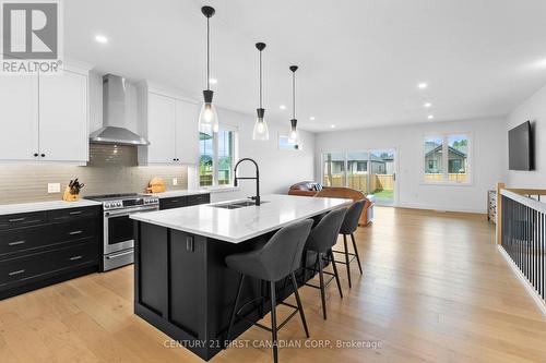 104 Foxborough Place, Thames Centre (Thorndale), ON - Indoor Photo Showing Kitchen With Double Sink With Upgraded Kitchen