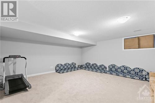 646 Hamsa Street, Ottawa, ON - Indoor Photo Showing Other Room