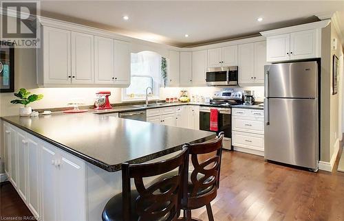 495190 Traverston Road, West Grey, ON - Indoor Photo Showing Kitchen