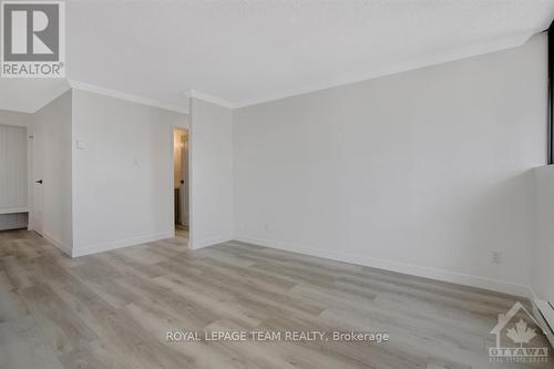 202 - 191 Parkdale Avenue, Ottawa, ON - Indoor Photo Showing Other Room