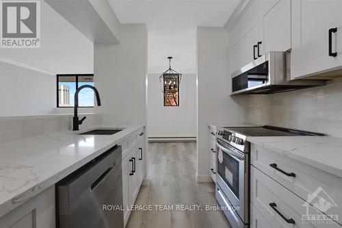 202 - 191 Parkdale Avenue, Ottawa, ON - Indoor Photo Showing Kitchen With Upgraded Kitchen