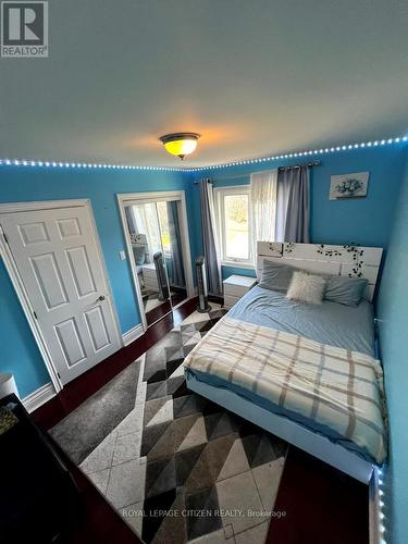 6 Medonte Avenue, Toronto, ON - Indoor Photo Showing Bedroom