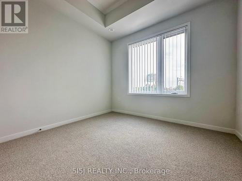 Th 326 - 130 Honeycrisp Crescent N, Vaughan, ON - Indoor Photo Showing Other Room