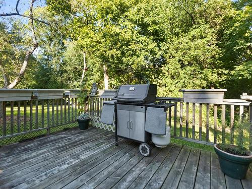 Cour - 125 Av. Jasper, Beaconsfield, QC - Outdoor With Deck Patio Veranda