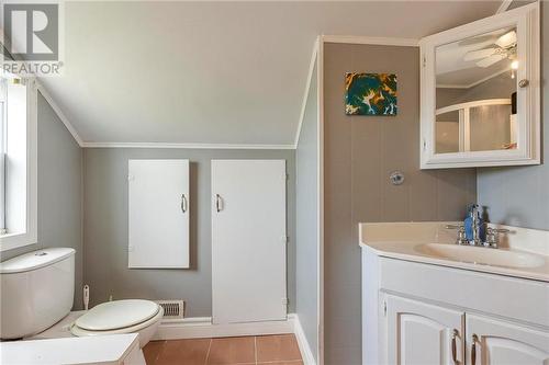 487 La Vallee, Memramcook, NB - Indoor Photo Showing Bathroom