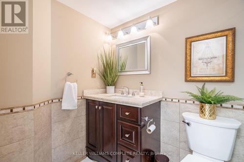 507 - 8 Village Green Boulevard, Hamilton, ON - Indoor Photo Showing Bathroom