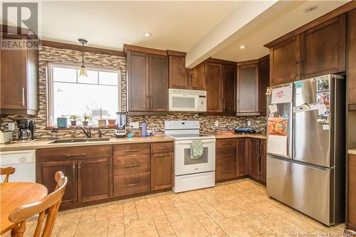 2609 Acadie Road, Cap-Pelé, NB - Indoor Photo Showing Kitchen With Double Sink