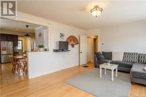 2609 Acadie Road, Cap-Pelé, NB - Indoor Photo Showing Living Room