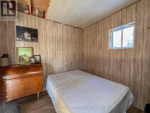 C4 Ptl3 Teefy Township, Cochrane Remote Area, ON - Indoor Photo Showing Bedroom