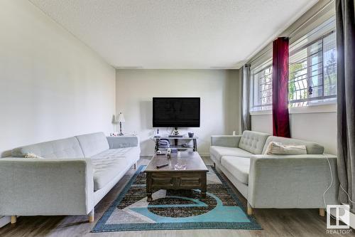 10315 120 Av Nw, Edmonton, AB - Indoor Photo Showing Living Room