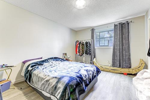 10315 120 Av Nw, Edmonton, AB - Indoor Photo Showing Bedroom